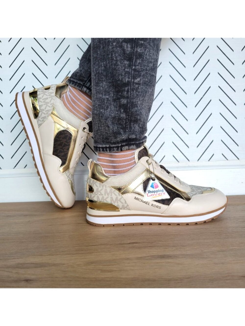 🤩 Michael Kors Wilma Trainer Sz 5.5 Womens Sneakers Brown Gold Casual ComfShoes - Picture 3 of 12